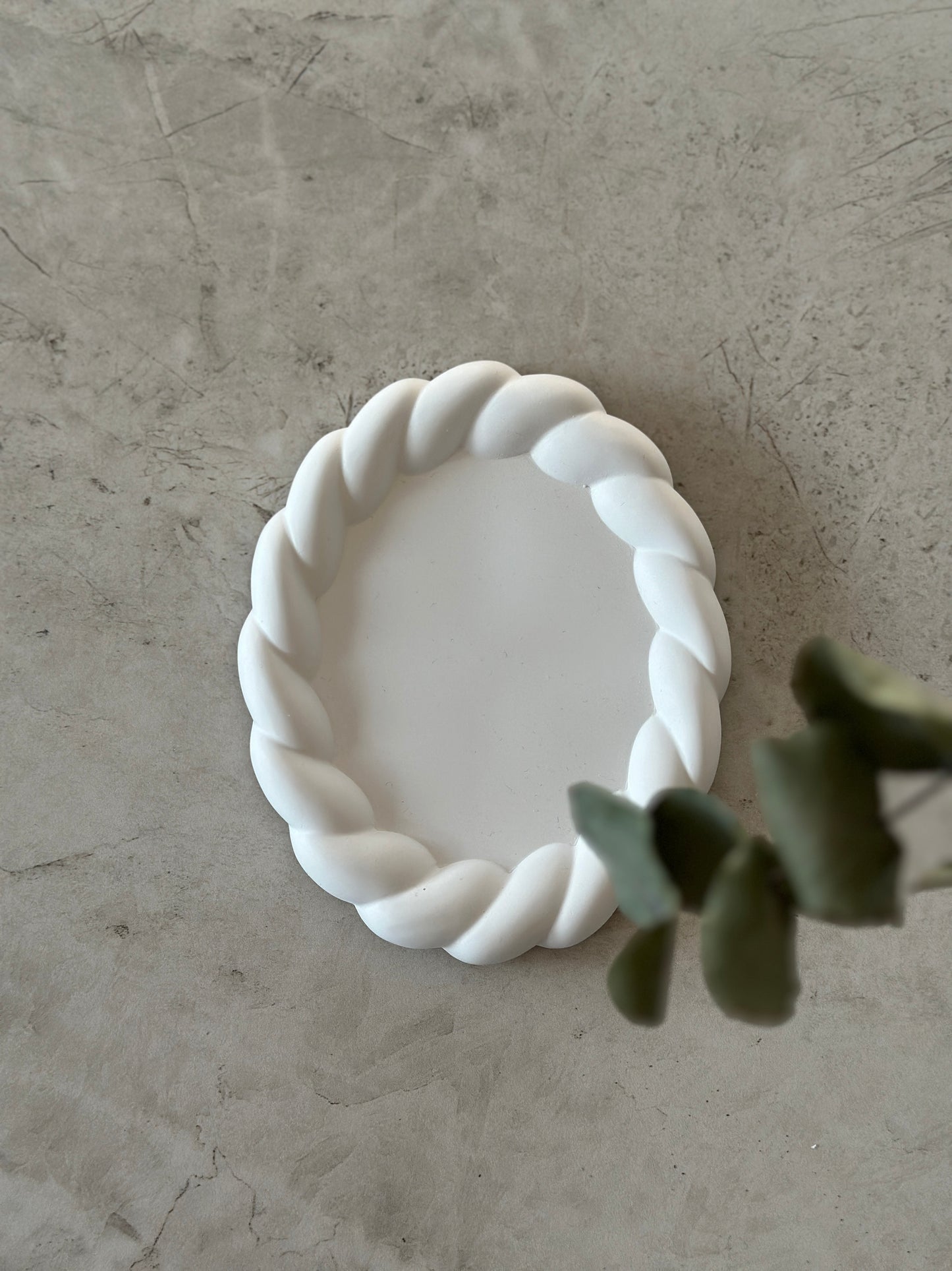 geflochtenes oval Deko Tablett