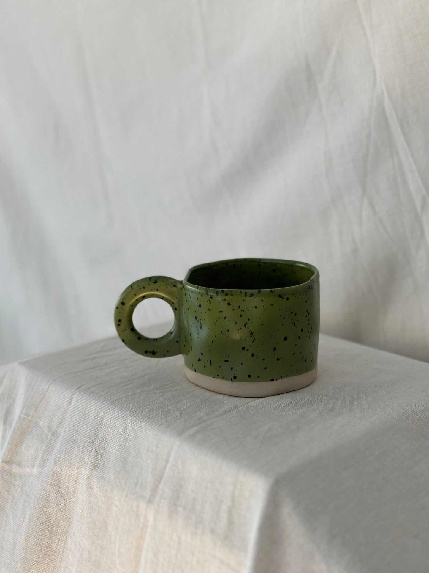 Tasse "Dalmatiner" Khaki Schwarz 230ml